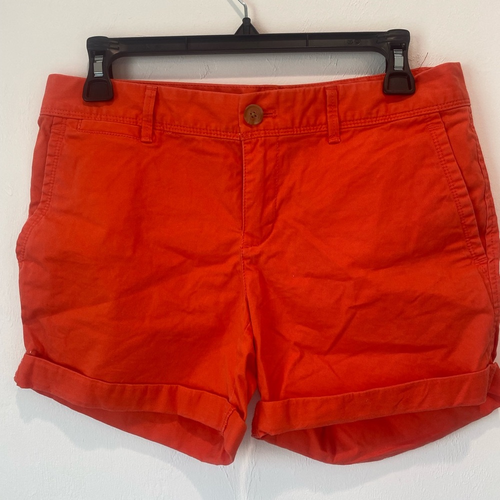 Banana Republic Chino Shorts 4”